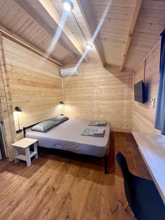 Mini-hotel FOREST CLUB Pizunda Esterno foto